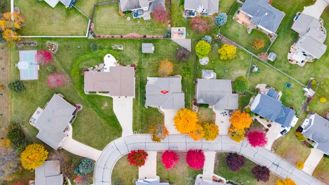 $479,900 | 1275 Carmen Court, De Pere, WI 54115