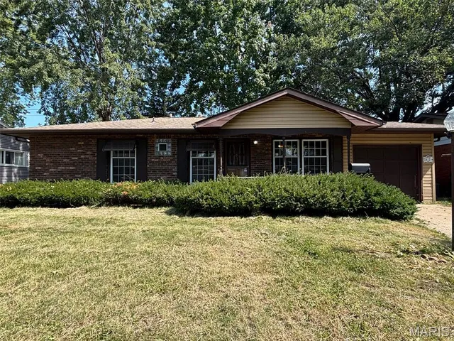 $80,000 | 2822 Sunset Drive, Granite City, IL 62040