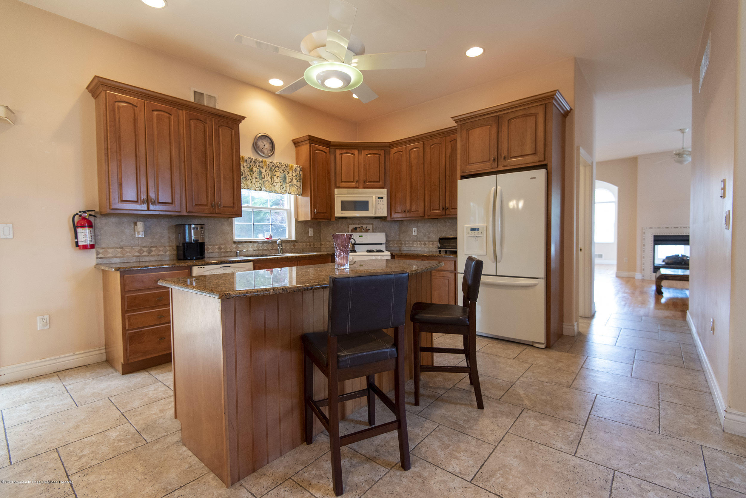 27 Callaghan Road Brick, NJ 08724 - Photo 11 of 42 Kitchen_5
