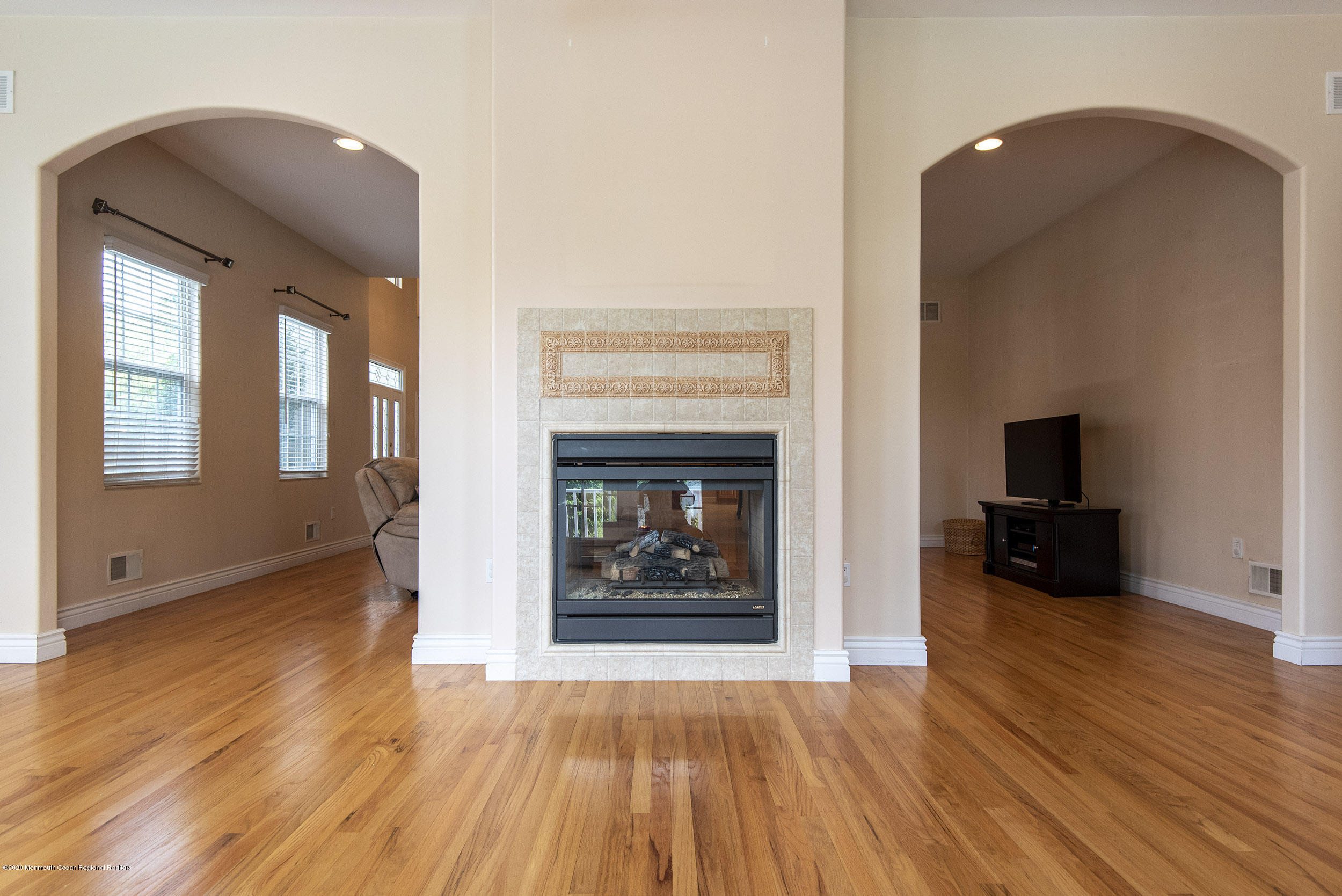 27 Callaghan Road Brick, NJ 08724 - Photo 22 of 42 Living_3a