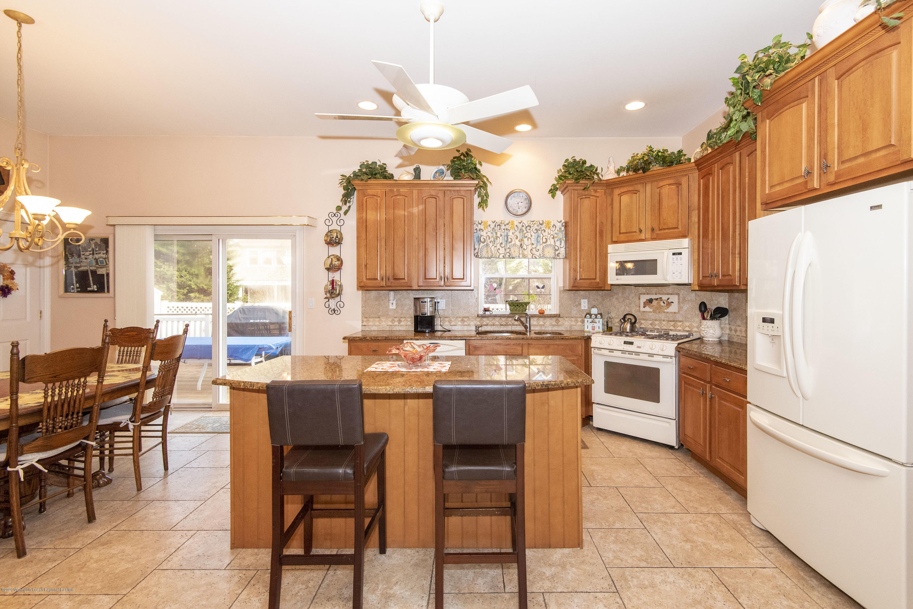 27 Callaghan Road Brick, NJ 08724 - Photo 10 of 42 Kitchen_4