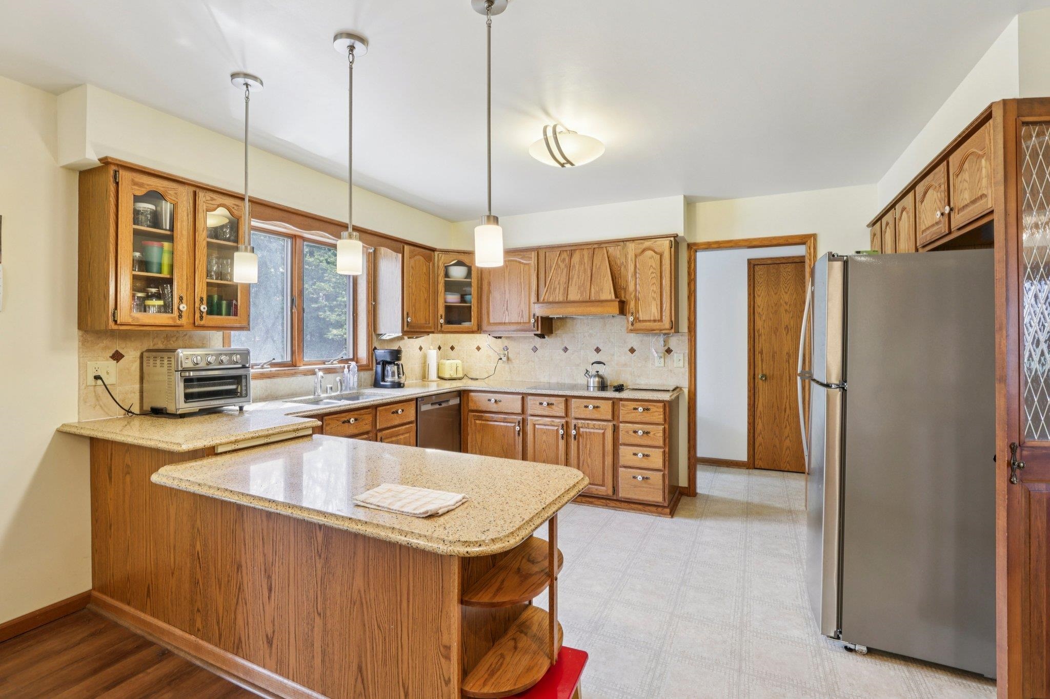 5604 Maldwyn Lane Madison, WI 53716 - Photo 22 of 73