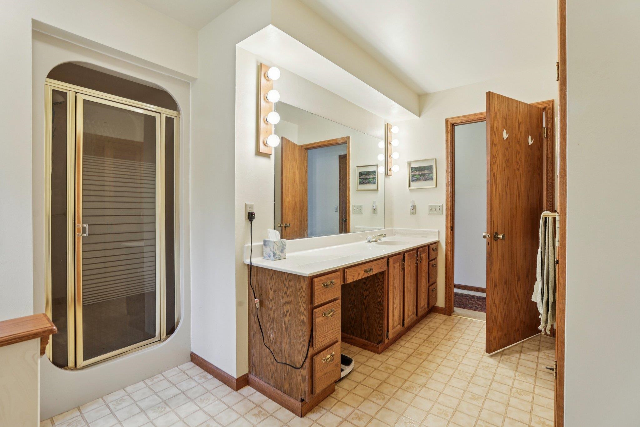 5604 Maldwyn Lane Madison, WI 53716 - Photo 34 of 73