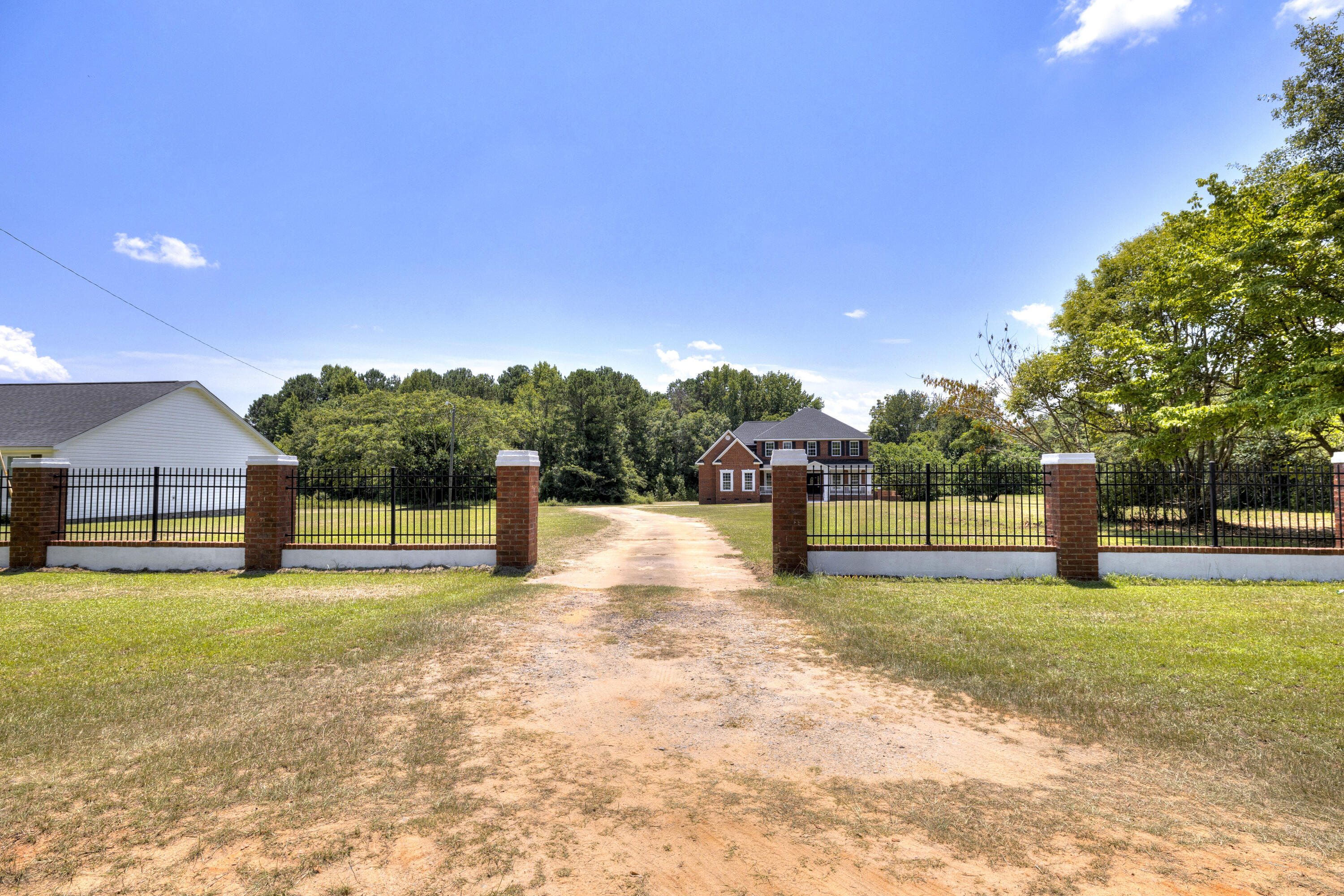 2090 4 Bridges Road Sumter, SC 29153 - Photo 11 of 64 11