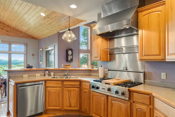 $949,900 | S1312 Brandt Road, La Valle, WI 53941