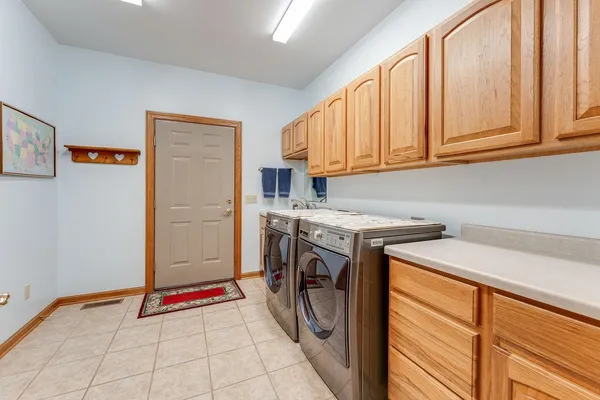 $949,900 | S1312 Brandt Road, La Valle, WI 53941