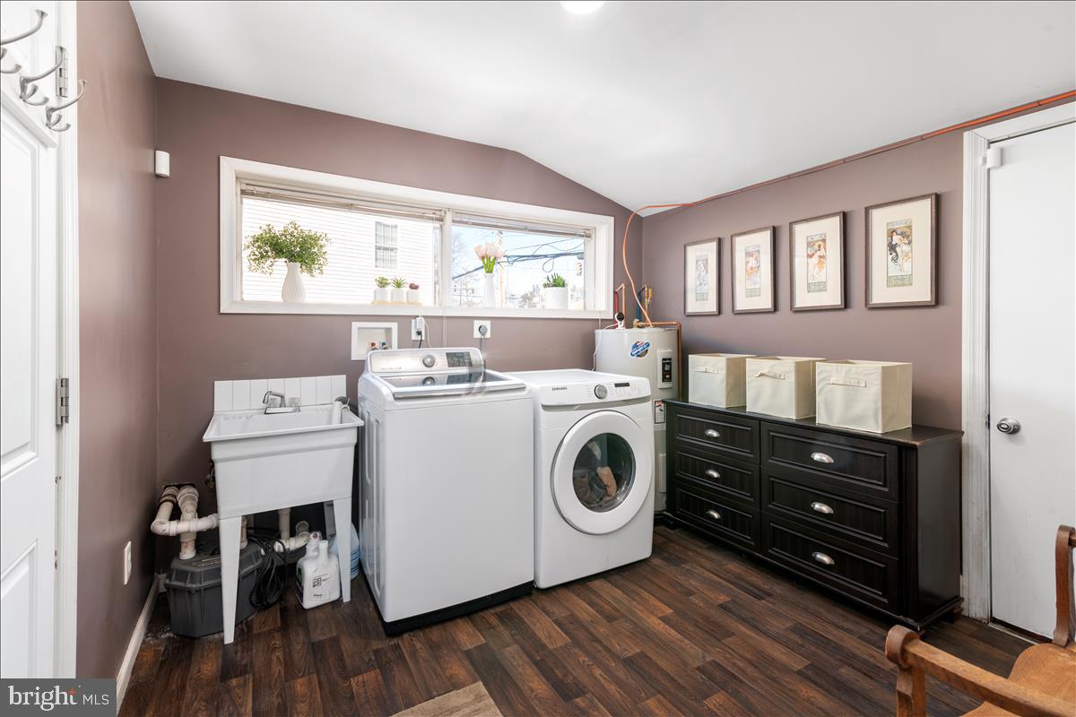 46 Jasmine Road Levittown, PA 19056 - Photo 14 of 34 Gallery Image 14