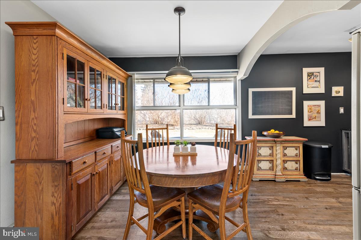 46 Jasmine Road Levittown, PA 19056 - Photo 7 of 34 Gallery Image 7