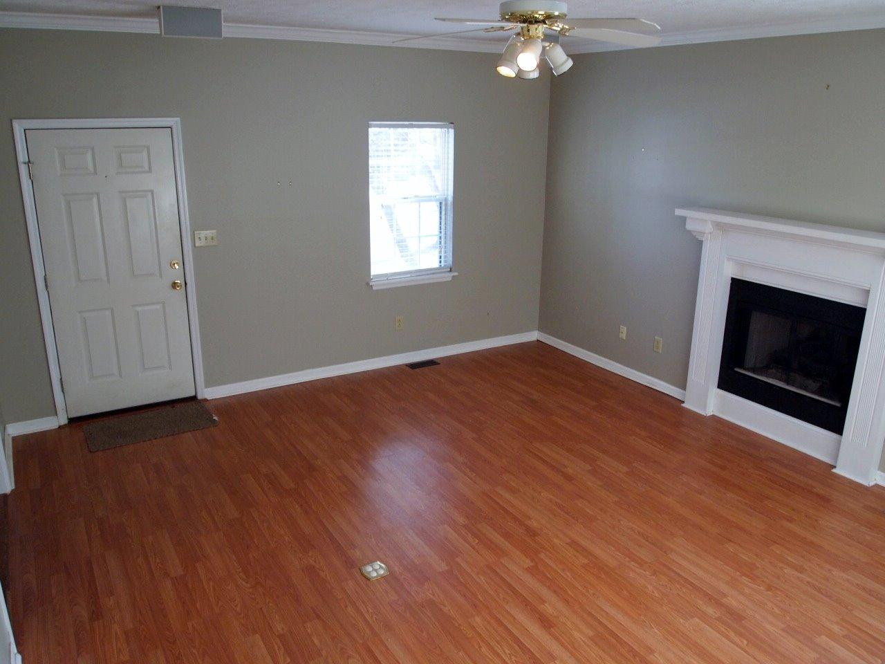 3549 Boston Road Lexington, KY 40503 - Photo 17 of 21 Living Room