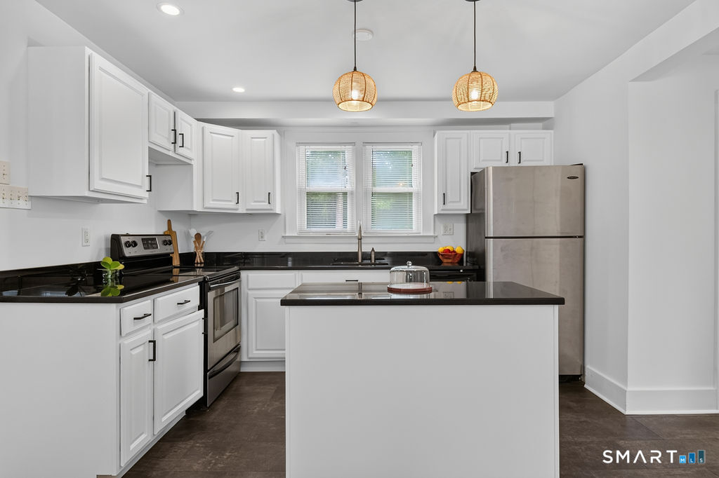 888 Racebrook Road Orange, CT 06477 - Photo 13 of 32 Gallery Image 13