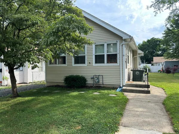 $2,400 | 31 Daggett Street, Milford, CT 06460