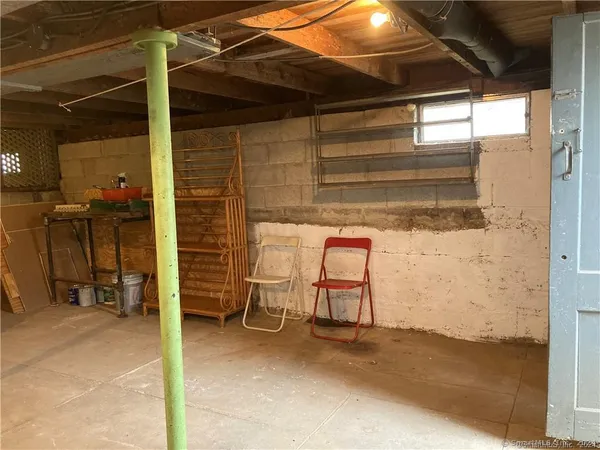 $2,400 | 31 Daggett Street, Milford, CT 06460