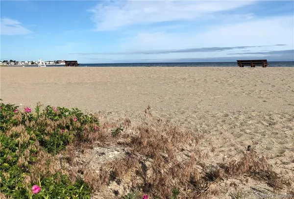 $2,400 | 31 Daggett Street, Milford, CT 06460