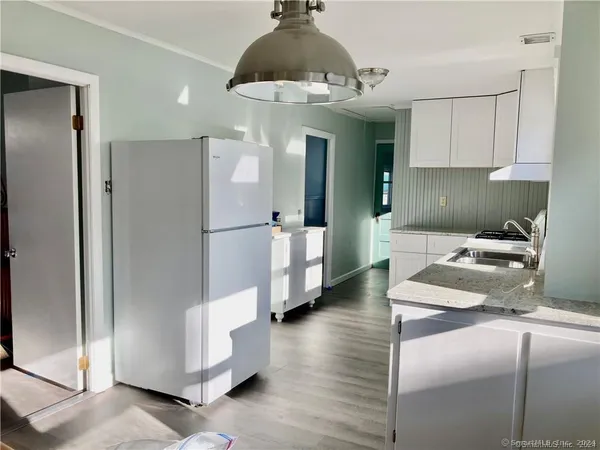 $2,400 | 31 Daggett Street, Milford, CT 06460