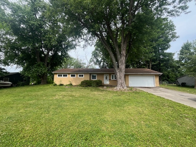 3947 North Burchard Drive Decatur, IL 62526 - Photo 1 of 26