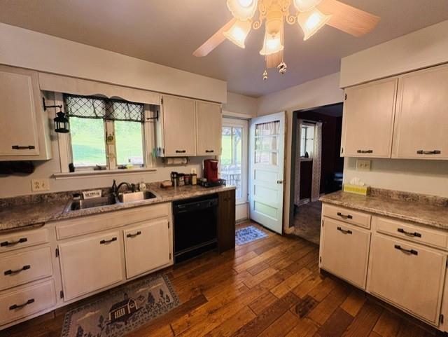 2434 Race Track Road Youngwood, PA 15697 - Photo 21 of 37