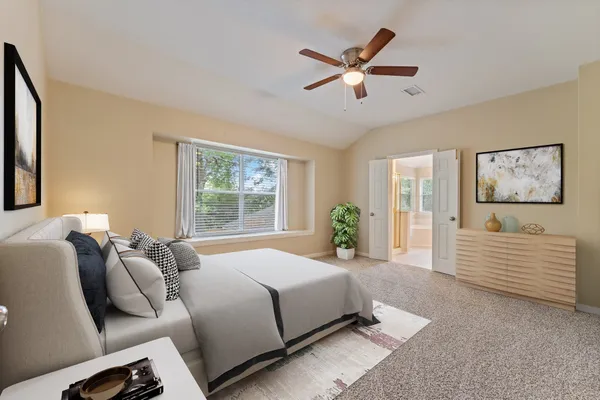 $465,000 | 71 North Acacia Park Circle, The Woodlands, TX 77382