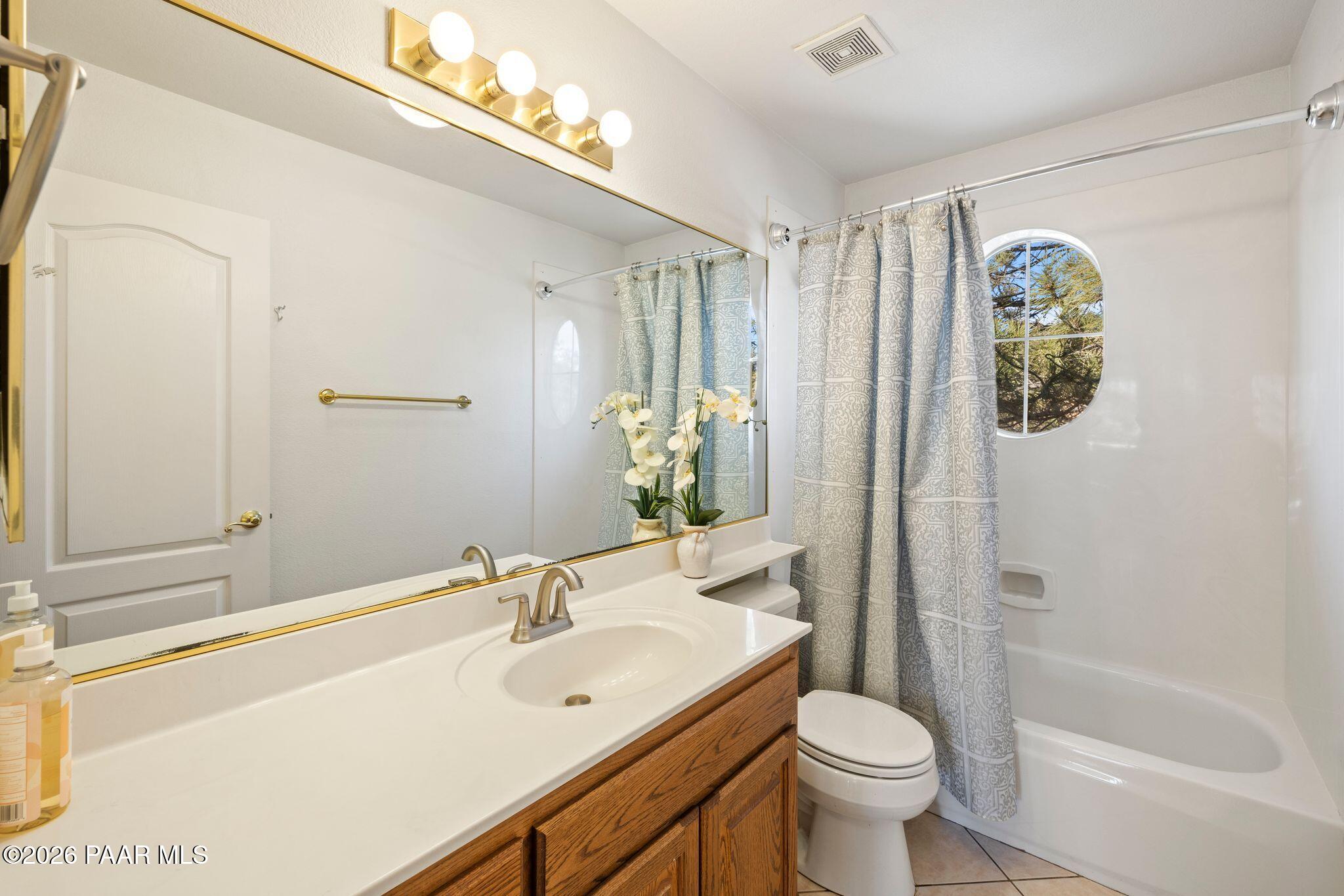 2015 Shadow Valley Ranch Road Prescott, AZ 86305 - Photo 15 of 42 075-Bathroom #1