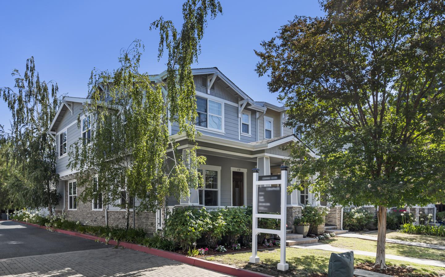 650 Willowgate Street Mountain View, CA 94043 - Photo 1 of 33 a front view of a house with a yard