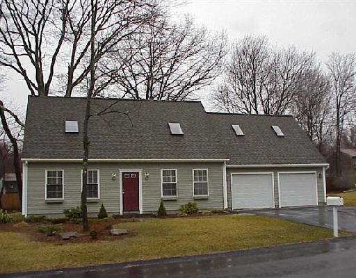 47 Sachem Road Narragansett, RI 02882 - Photo 1 of 1 Exterior Front.