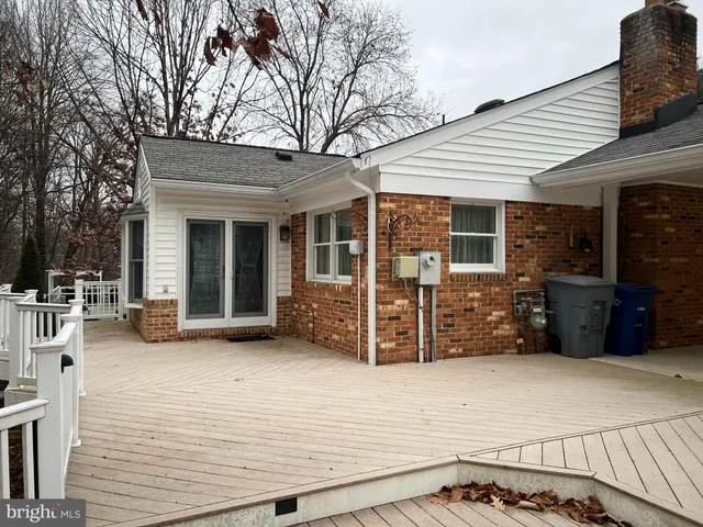 $4,250 | 6830 Pacific Lane, Annandale, VA 22003