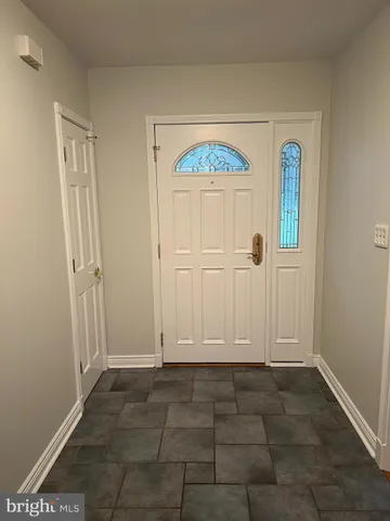 $4,250 | 6830 Pacific Lane, Annandale, VA 22003