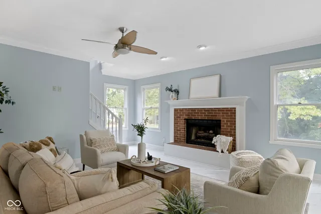 $575,000 | 9259 Oak Knoll Lane, Fishers, IN 46037