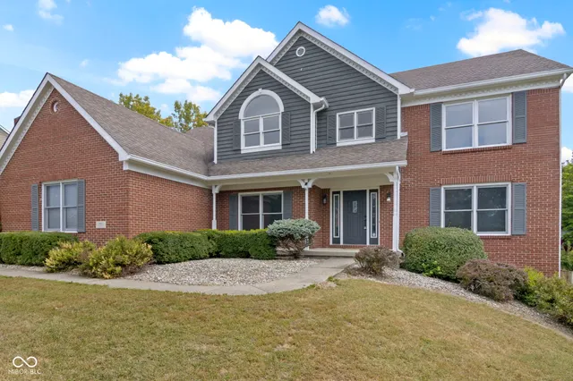 $575,000 | 9259 Oak Knoll Lane, Fishers, IN 46037