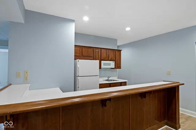 $575,000 | 9259 Oak Knoll Lane, Fishers, IN 46037