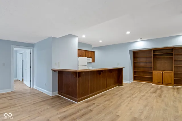 $575,000 | 9259 Oak Knoll Lane, Fishers, IN 46037