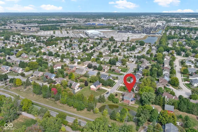 $575,000 | 9259 Oak Knoll Lane, Fishers, IN 46037