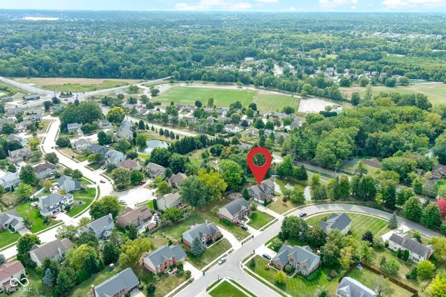 $575,000 | 9259 Oak Knoll Lane, Fishers, IN 46037