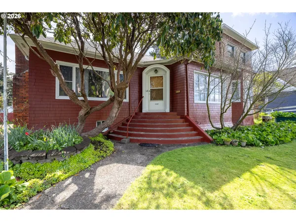 $535,000 | 1447 Sherman Avenue, North Bend, OR 97459