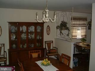 11957 Dumont Road Philadelphia, PA 19116 - Photo 3 of 6 Gallery Image 3