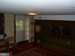 11957 Dumont Road Philadelphia, PA 19116 - Photo 5 of 6 Gallery Image 5