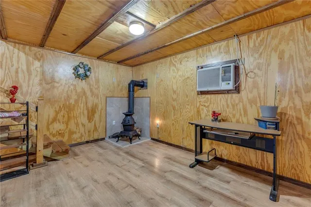 $110,000 | 34 Hackberry Drive, Mound City, KS 66056