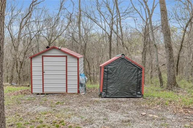 $110,000 | 34 Hackberry Drive, Mound City, KS 66056