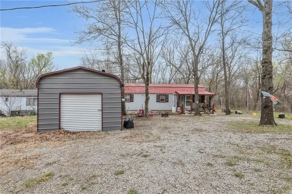 $110,000 | 34 Hackberry Drive, Mound City, KS 66056