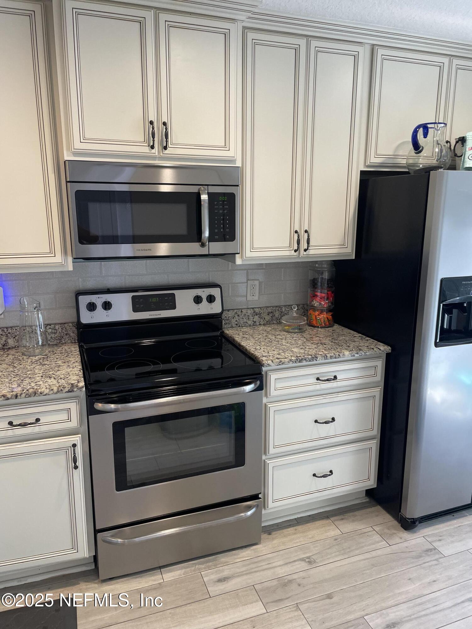 8715 Belle Rive Boulevard, Unit 1602 Jacksonville, FL 32256 - Photo 4 of 23 Photo Jul 31 2025, 11 08 26 AM