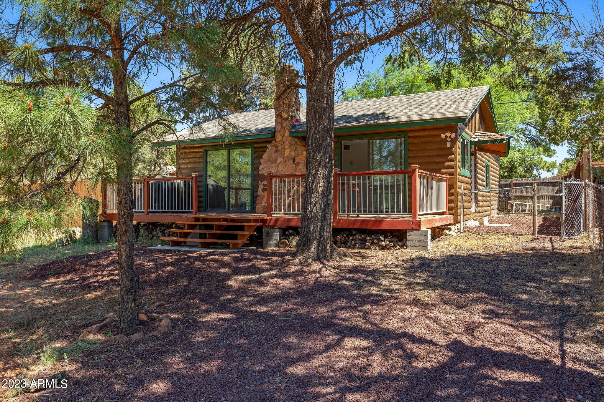 2048ChevelonRd-HeberOvergaard-AZ-1