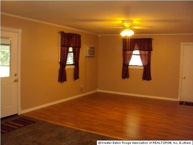 42027 Rudy Road Gonzales, LA 70737 - Photo 3 of 10 Gallery Image 3
