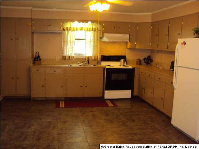 42027 Rudy Road Gonzales, LA 70737 - Photo 4 of 10 Gallery Image 4