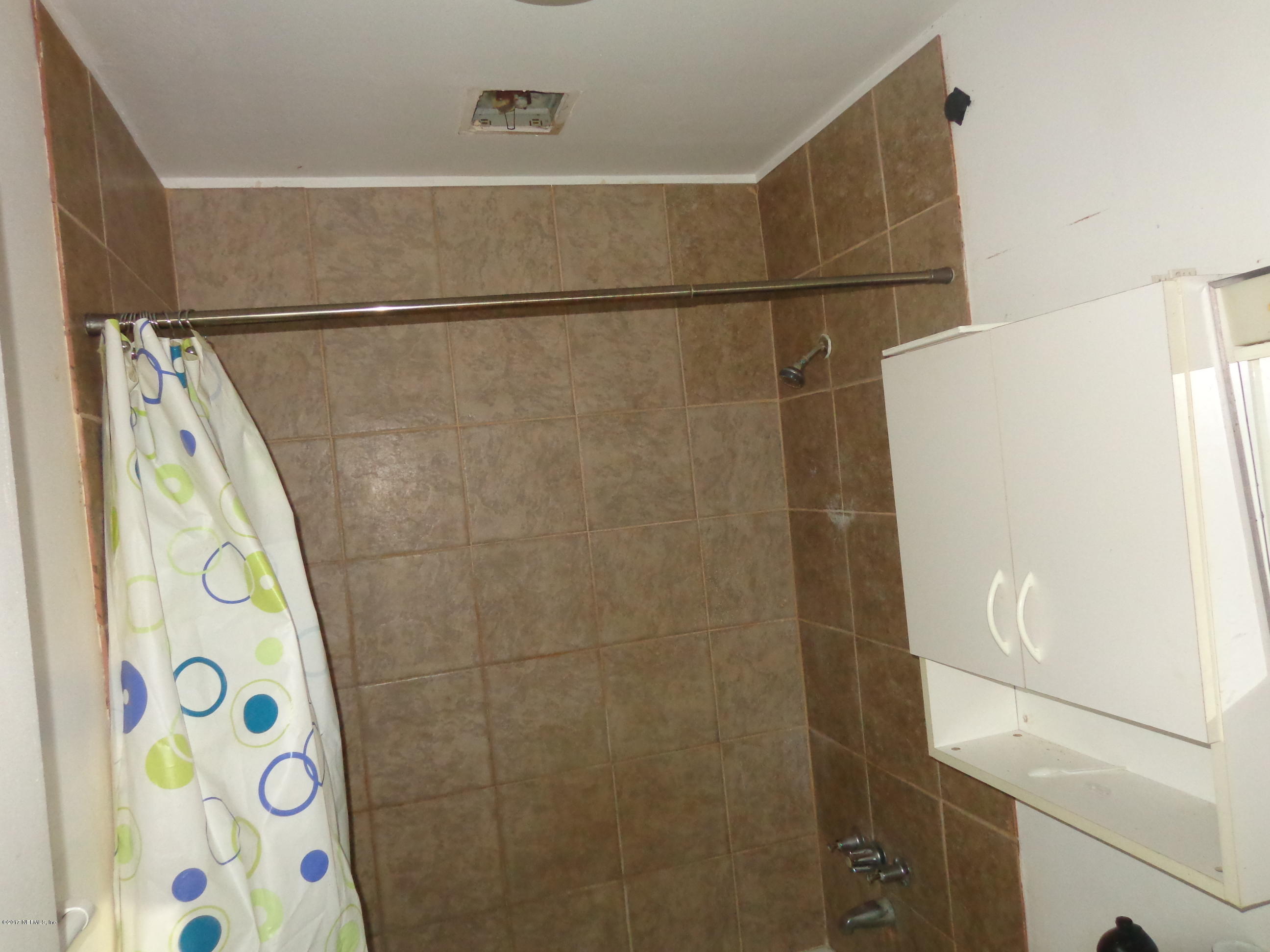 9926 Ridge Boulevard Jacksonville, FL 32208 - Photo 11 of 14 DSC04773
