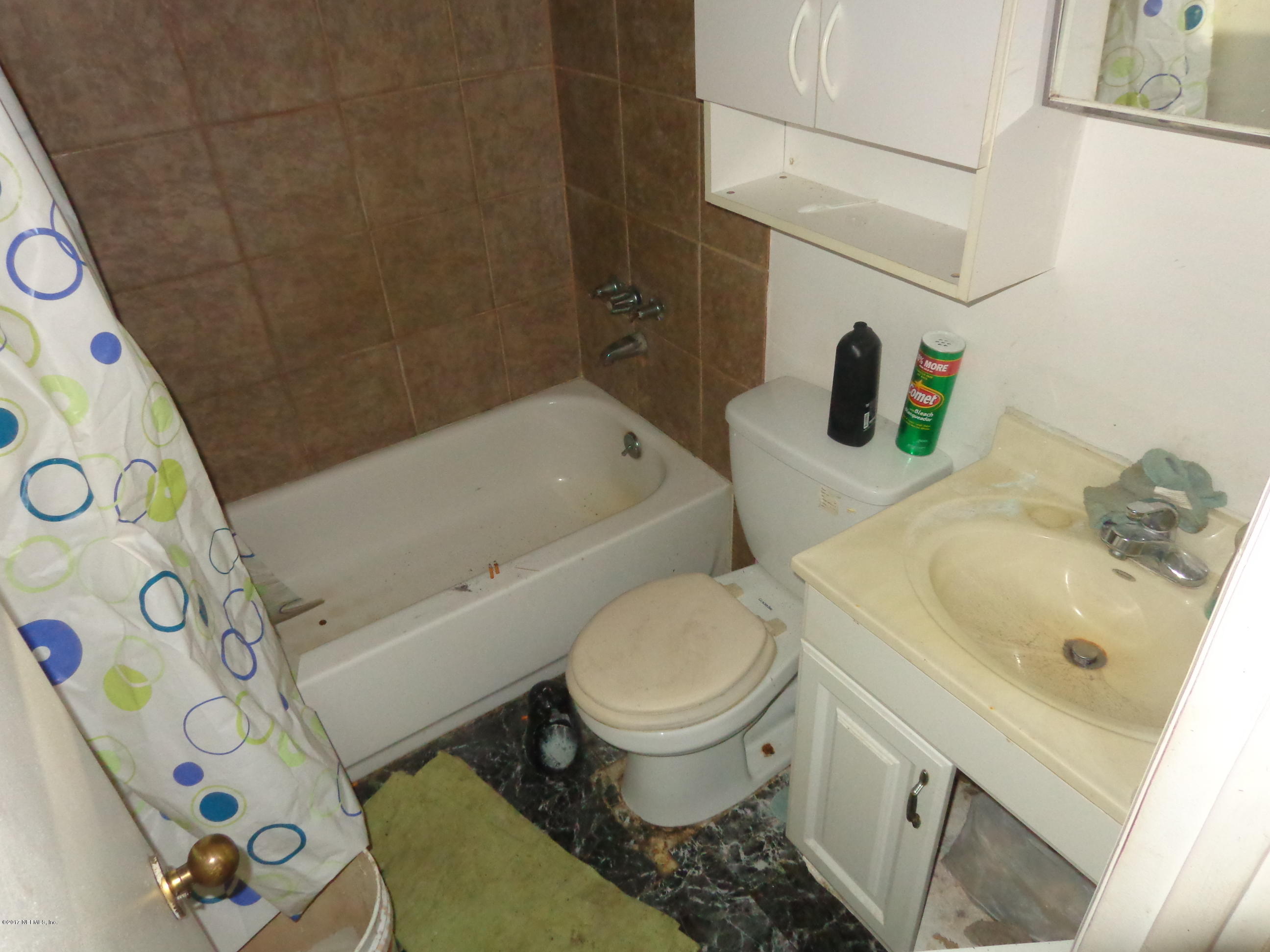 9926 Ridge Boulevard Jacksonville, FL 32208 - Photo 10 of 14 DSC04772