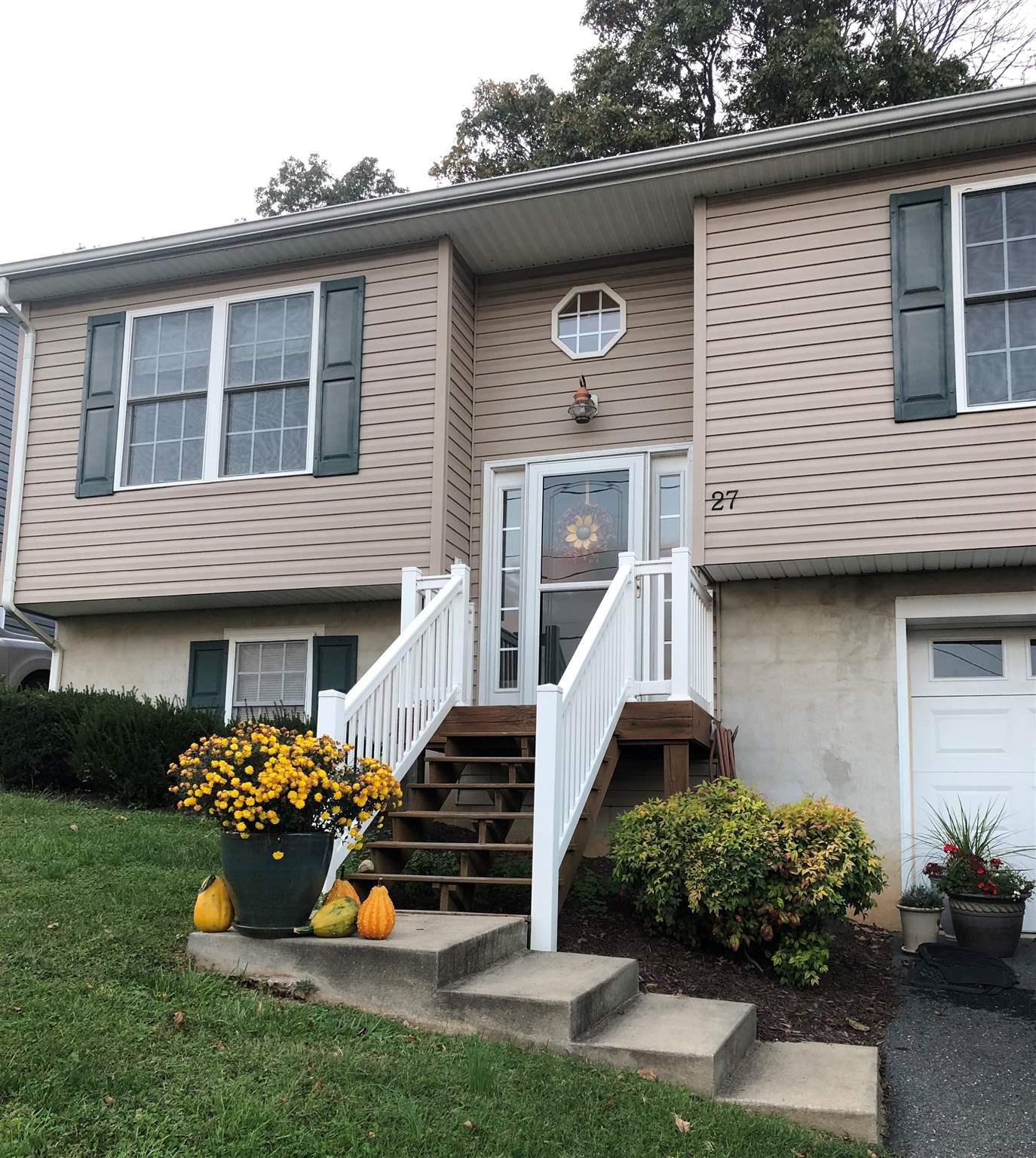 27 Orchard Road Staunton, VA 24401 - Photo 1 of 20 Gallery Image 1