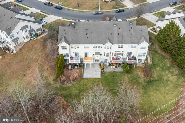 a view of cabinets and outdoor space