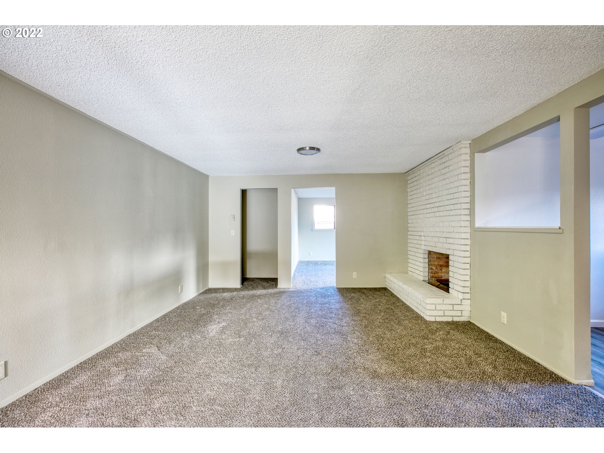 1950 Ridgeway Drive Eugene, OR 97401 - Photo 19 of 31 Gallery Image 19