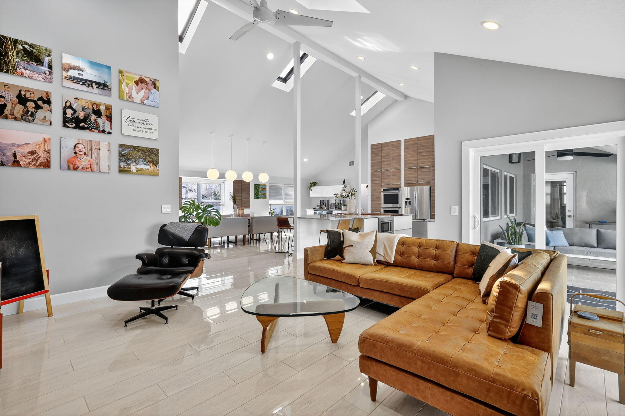 4275 Fox Trace Road Boynton Beach, FL 33436 - Photo 22 of 69 a living room with furniture and a potted plant