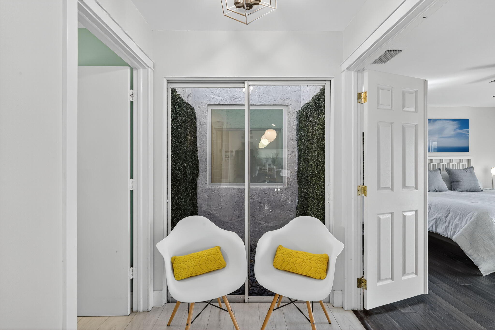 4275 Fox Trace Road Boynton Beach, FL 33436 - Photo 23 of 69 Sitting Area