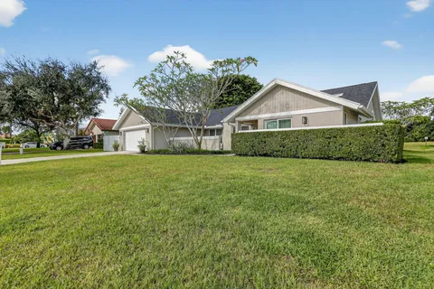 $849,000 | 4275 Fox Trace Road, Boynton Beach, FL 33436
